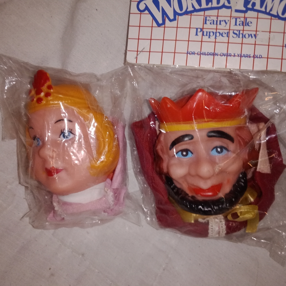 New Old Stock Hand Finger Puppets King Queen Vintage